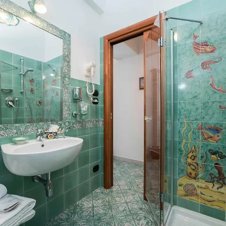 Palazzo Pinto Bed & Breakfast 4*