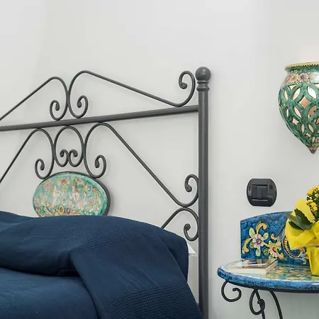 فندق مبيت وإفطار Palazzo Pinto 4*