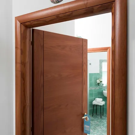 Palazzo Pinto 3*
