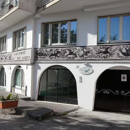 Bed & Breakfast Palazzo Pinto 3*