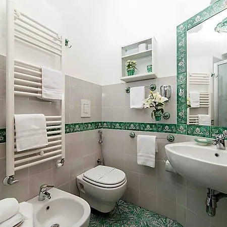 Frühstückspension Palazzo Pinto 4*