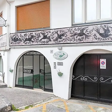 Palazzo Pinto 4*