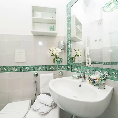 Palazzo Pinto Bed & Breakfast 4*